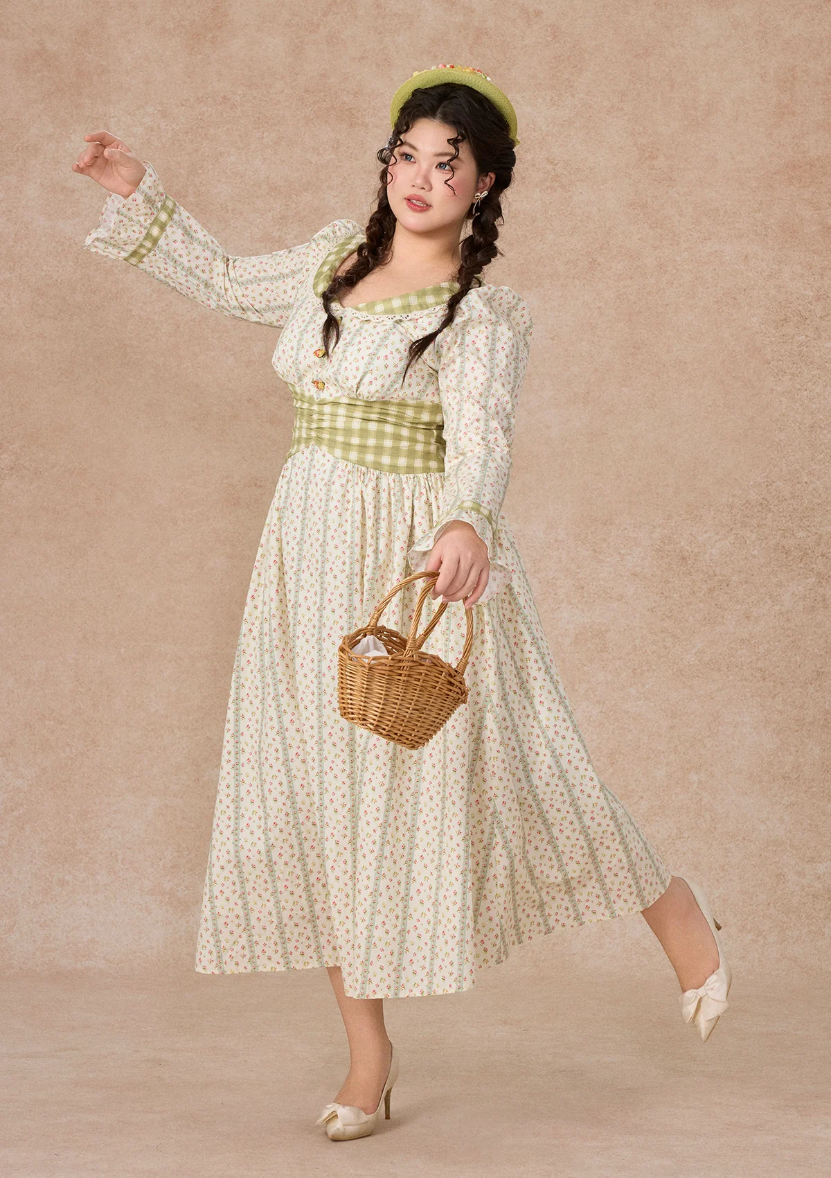 Curve & Plus Windsor Gardens Dress - Image 7