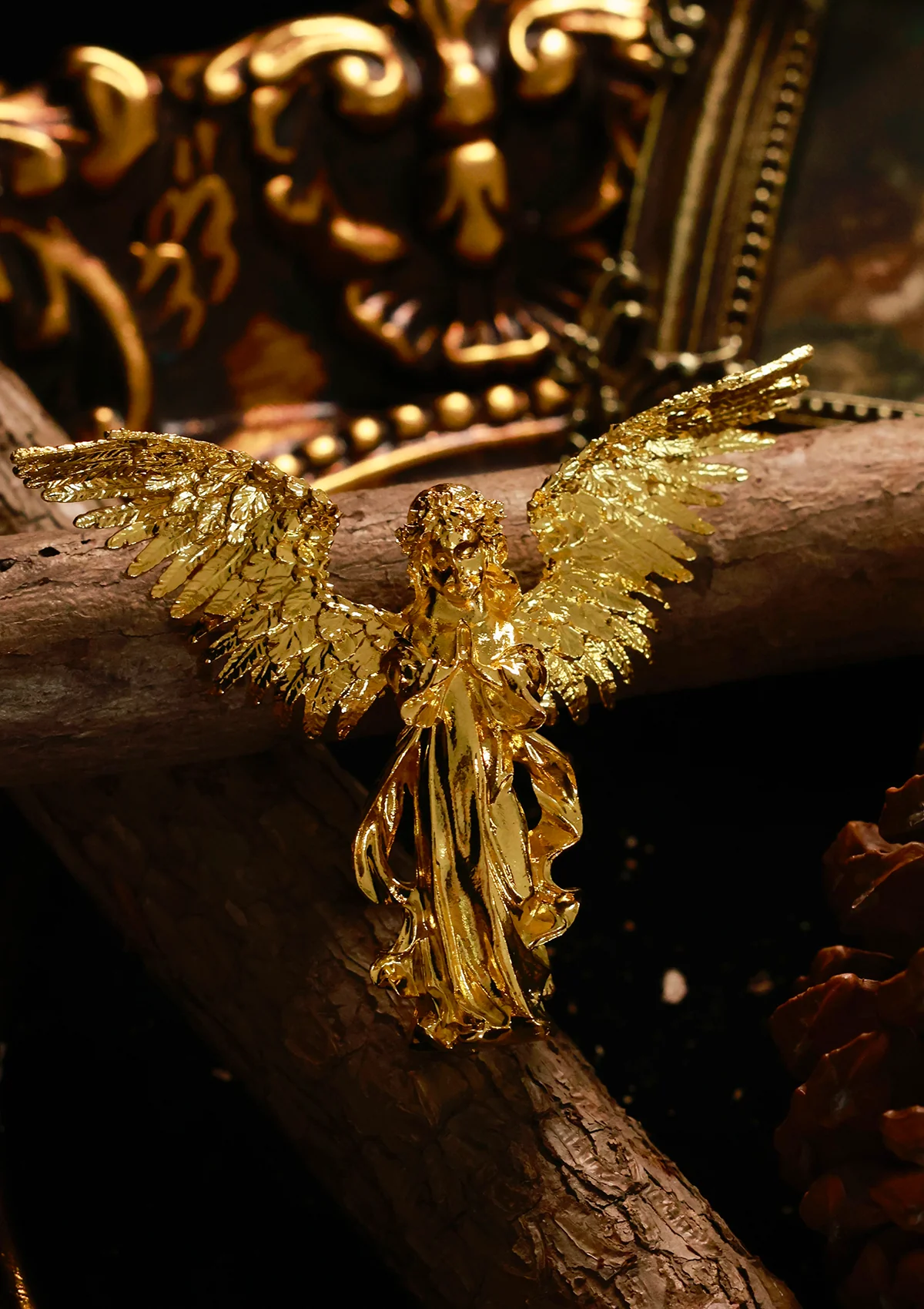 Golden Eagle Athena Brooch - Image 6