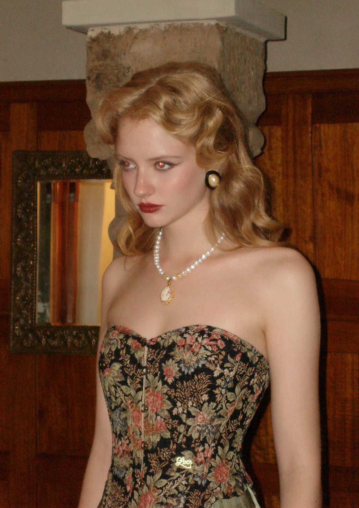 Flower & Mirror Corset - Image 3
