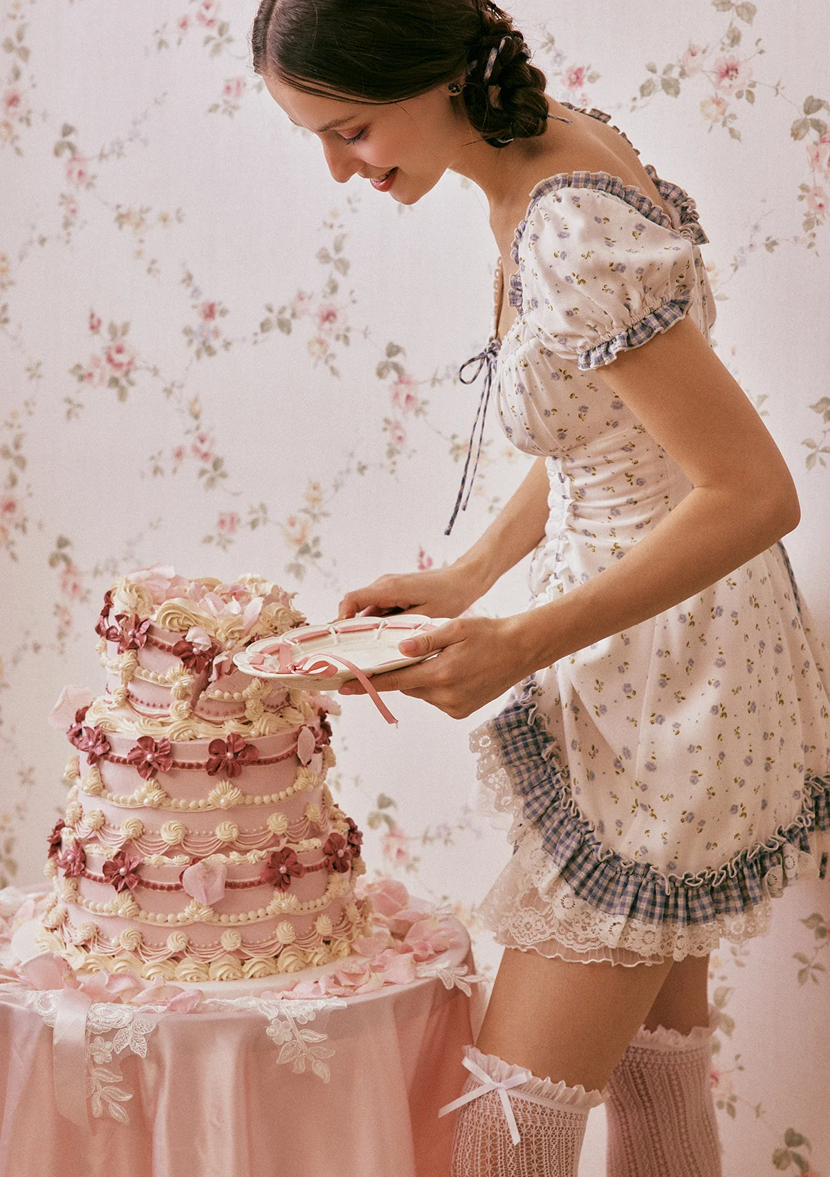 Peter Rabbit Dollhouse Dress - Image 12